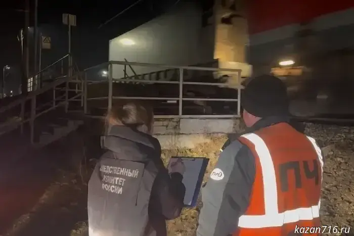 In Tatarstan, a passenger train fatally struck a man.