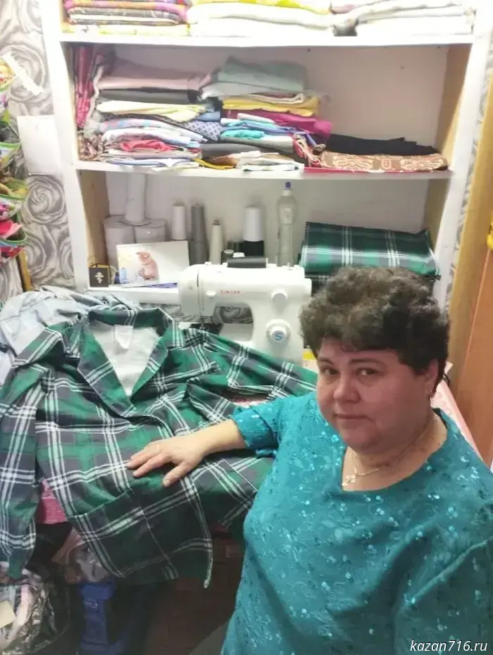 Zainsk resident Irina sews for victory and received the "For Aid to the Front" medal.