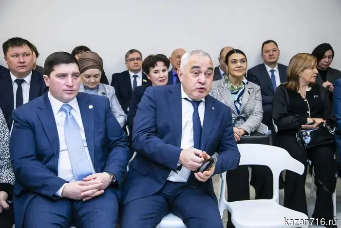 Рабочие позиции и подготовка кадров: выездное заседание «Единой России» прошло в Нижнекамске.