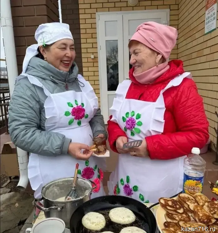Pancake commotion in Nizhnie Luzi: how the club organized a celebration in one evening