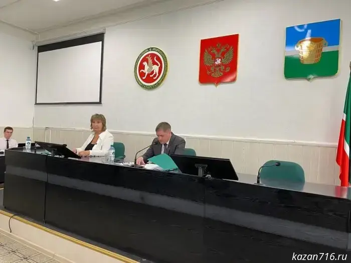 In Chistopol, deputies of the district council approved the new membership of the Commission on Juvenile Affairs and Protection of Their Rights.