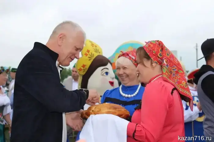 В Бавлах состоялся национальный праздник "Сабантуй".