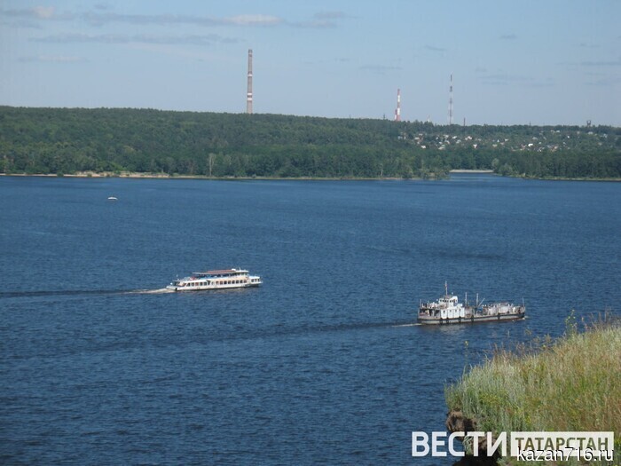 The water level at the Kuibyshev Reservoir has approached critical levels.