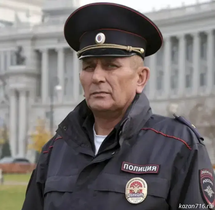 Жители Татарстана могут голосовать за своего представителя на всероссийском конкурсе «Народный участковый-2025».