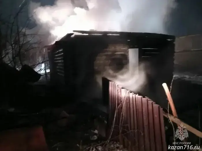 В Татарстане в результате пожаров погибли два мужчины, а женщина получила серьезные травмы.