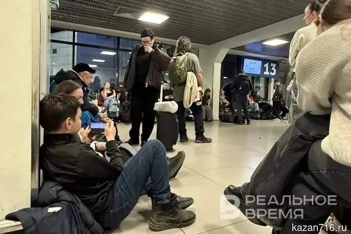 В Казани и Зеленодольске введена угроза нападения беспилотников.