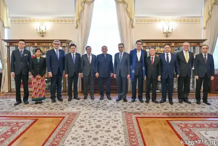 Minnihanov met with diplomats from 11 countries at the Kazan Kremlin.