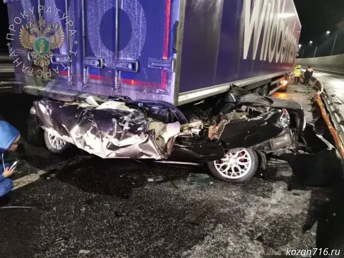 В Тукаевском районе с трассы М-7 в морг были доставлены первые жертвы гололедицы.