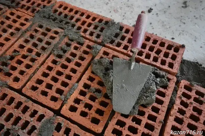 В Татарстане на капитальный ремонт десяти сельских школ будет выделено nearly миллиард рублей.