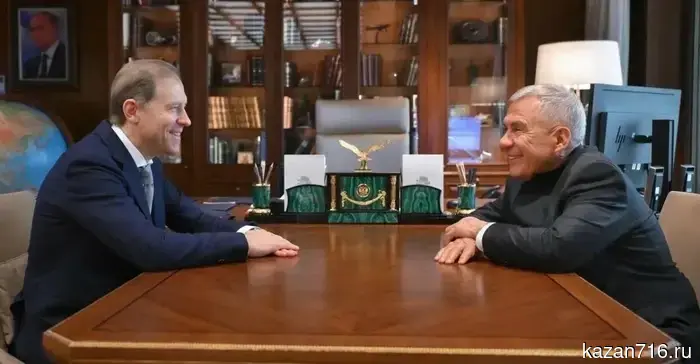 Minnihanov and Manturov discussed the technical rearmament of the Kazan aircraft plant in Moscow.