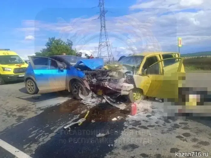Overtaking in a prohibited area cost the life of the Kia driver.