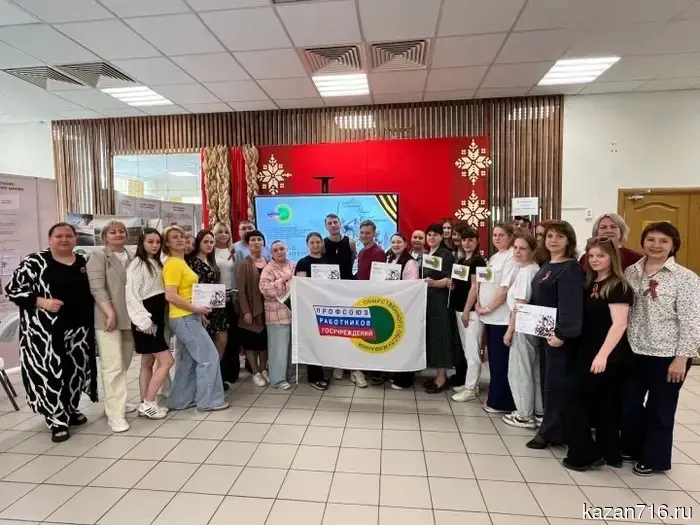A historical quiz "Relay of Memory" took place at the Youth Center.