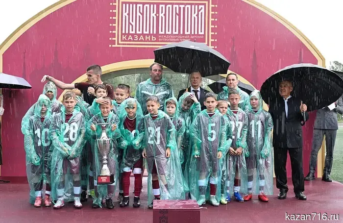 Minnihanov awarded the juniors of "Rubin": how the East Cup was held in Kazan