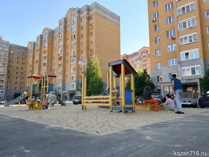 In the Aviastroitelny District of Kazan, the first courtyard was improved in 2026 under the "Our Courtyard" program.