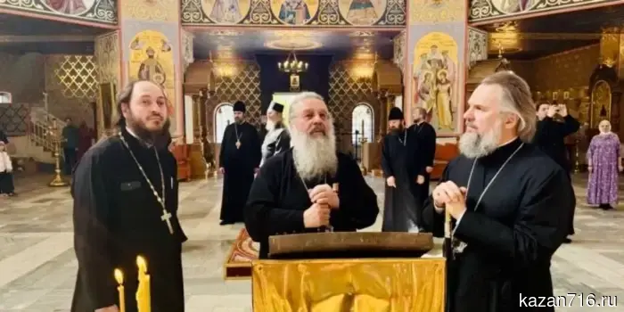 Архипастыри Татарстанской митрополии побывали в храмах Твери и отдали дань уважения местным святыням.