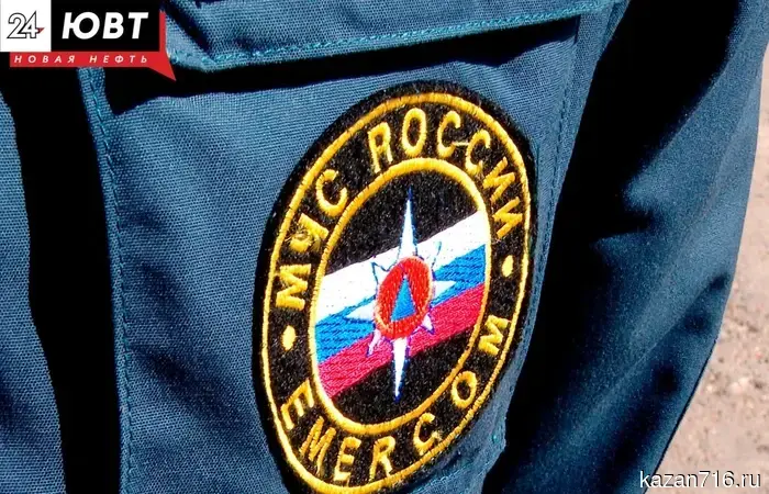 In the Laishevsky district, two fisherman brothers stranded on the Kama were rescued.