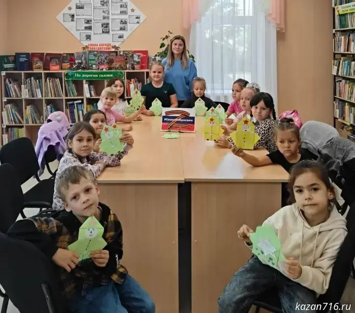 A heartfelt card: preschoolers supported their fellow townspeople participating in the special military operation.