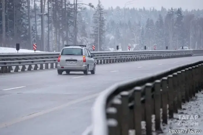 Bus and truck traffic was restricted on two federal highways in Tatarstan due to the weather.