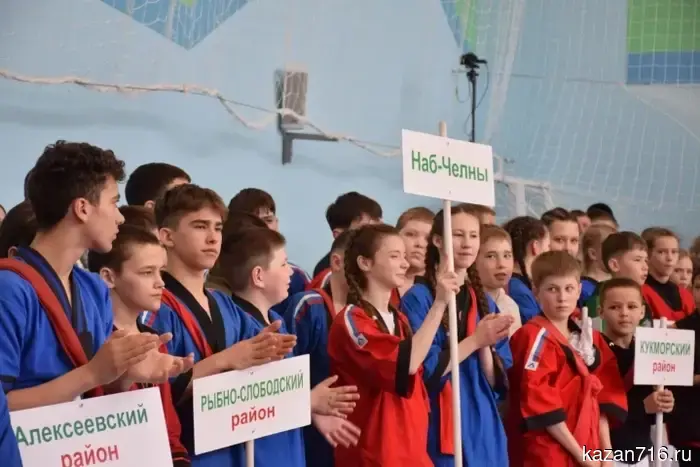 The championship of Tatarstan in belt wrestling is taking place in Nurlat.