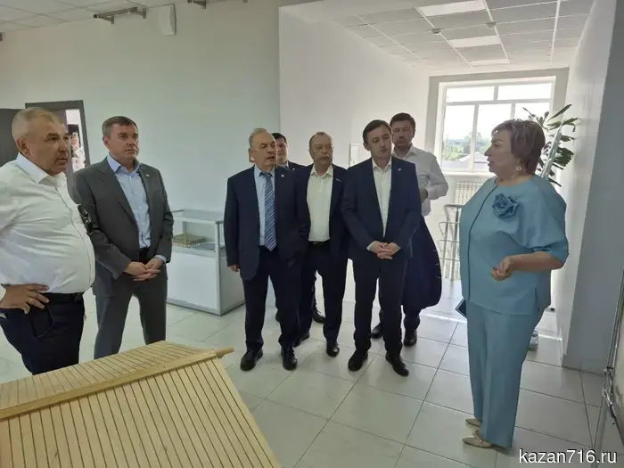Сегодня в Мензелинске проходит республиканский зональный семинар-совещание, посвящённый увеличению деловой активности у сельского населения.