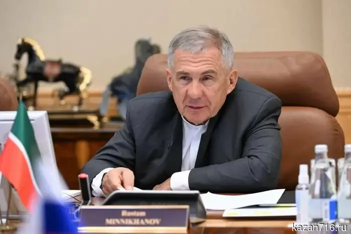 Минниханов на KazanForum провёл обсуждения с турецкой делегацией по вопросам торговли и инвестиций.
