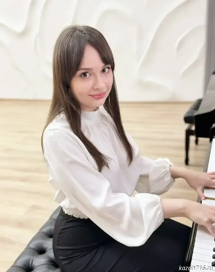 In Zainsk, alumnae of the music school returned to their alma mater as teachers.