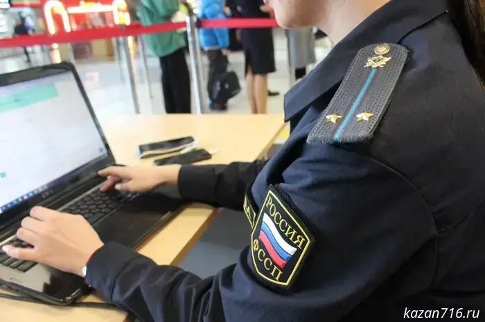 Can't leave, can't stay: a travel restriction forced a Zelenodolsk resident to pay 900,000 rubles in unpaid child support.