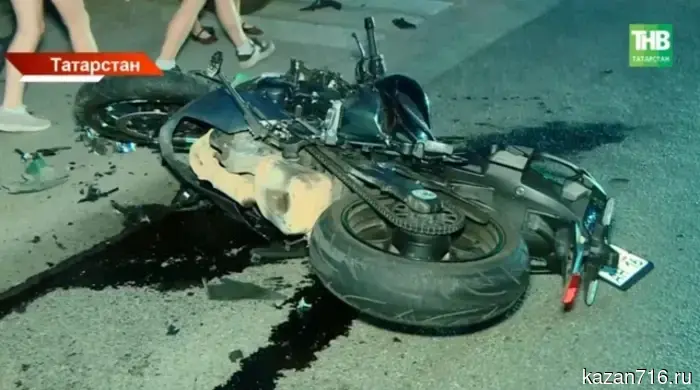 Tragedy at the bus stop: in Kazan, a biker hit pedestrians and died himself