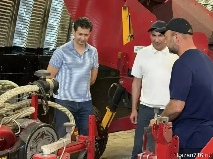 Абдулганиев совершил визит на предприятия Тукаевского района и проанализировал условия для ведения бизнеса.
