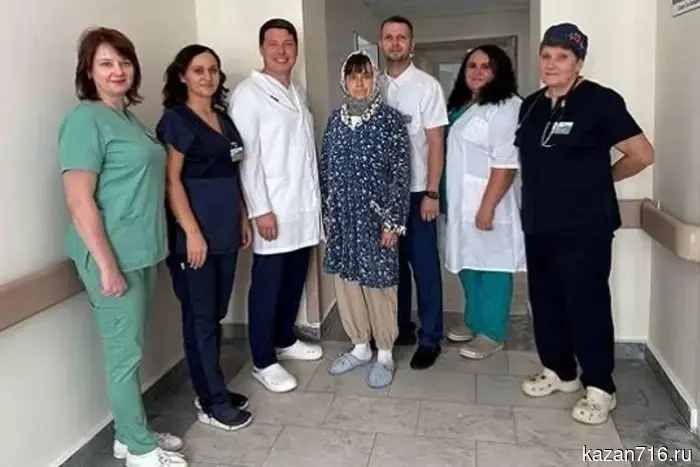 Doctors in Tatarstan have performed a complex stomach surgery using a robot for the first time.