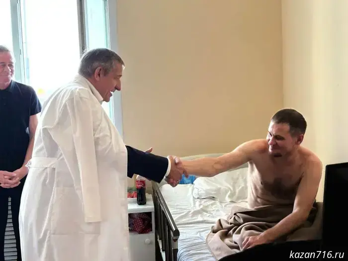 "Thank you for your courage and fortitude": head of Laishevsky District supported a participant in the special military operation