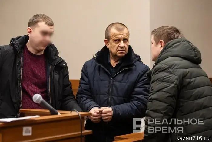 В Казани начался суд над взяткодателем по делу бывшего руководителя отдела ЖКХ Кабмина Татарстана.
