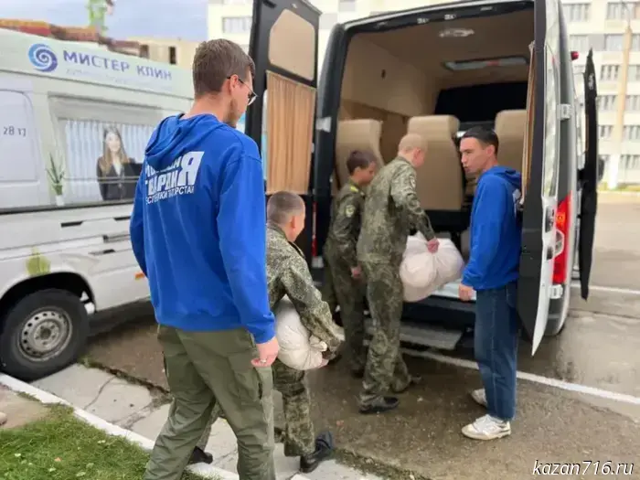 United Russia has begun forming the 33rd humanitarian convoy for the residents of the new regions.