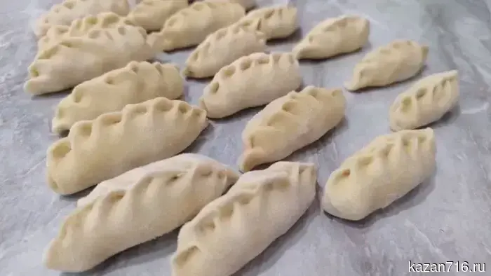 Постные пельмени с картошкой и грибами: рецепт для домашнего приготовления без мясных ингредиентов.