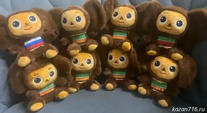 Волонтёр из Бугульмы Гульнара Закирова рассказала о деятельности пункта сбора гуманитарной помощи.