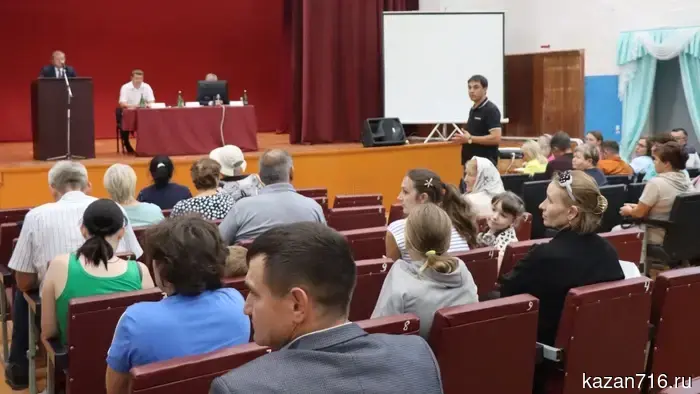 In the Nurlatsky district, summer meetings of citizens and gatherings in labor collectives are starting.