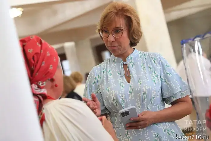 Social protection without queues and paper certificates