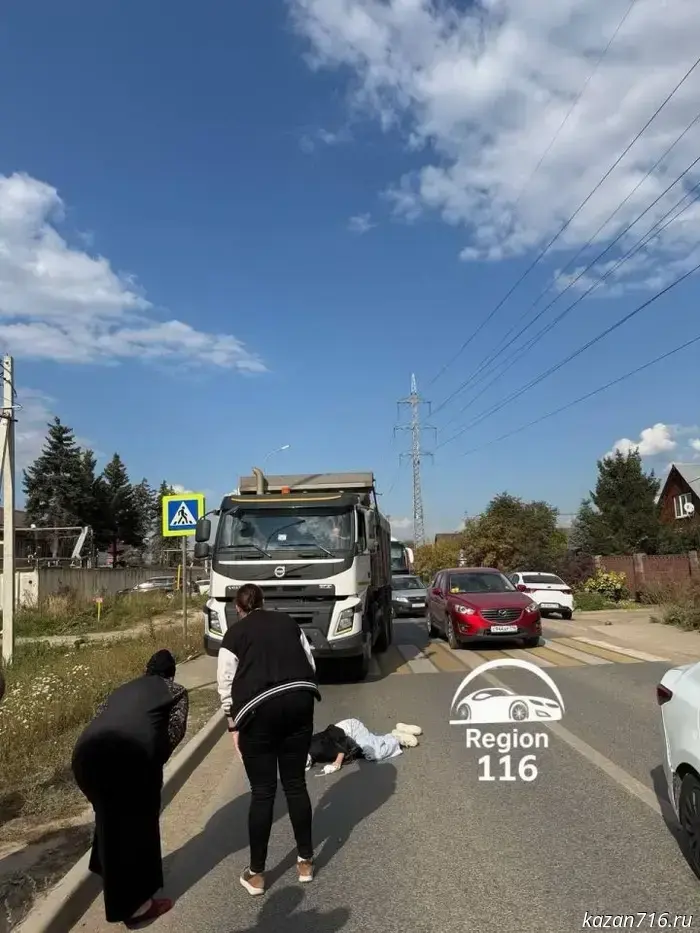 In Kazan, a woman with her baby was hit at a pedestrian crossing.
