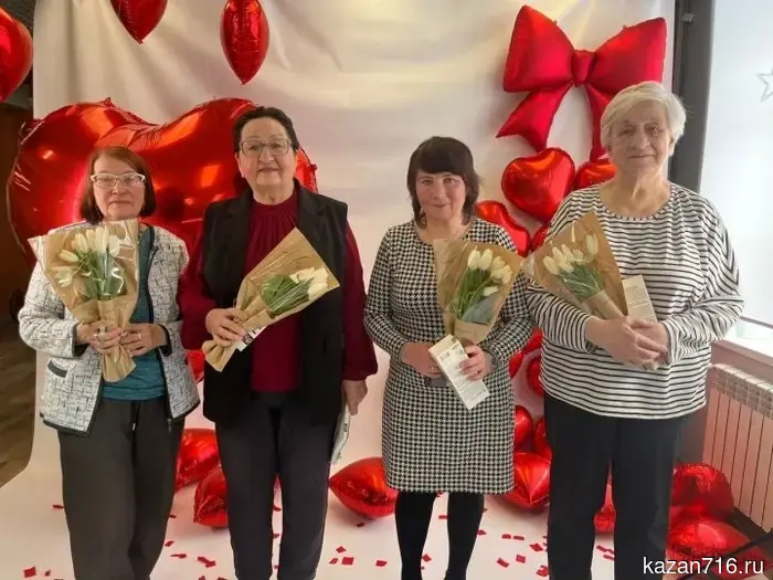 В преддверии 8 Марта в Лаишево прошла встреча поколений.