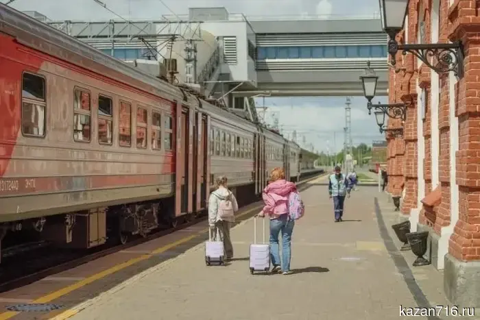 Tatarstan has suspended sending children to Crimea: details
