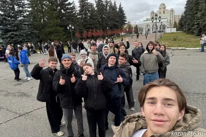 Студенты КГАСУ присоединились к крупному патриотическому флешмобу, приуроченному ко Дню народного единства.