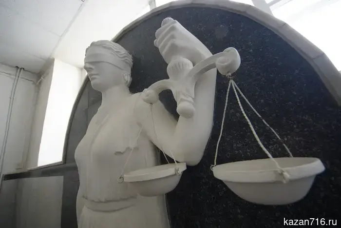 В Татарстане у мужчины в рюкзаке нашли почти 2 килограмма наркотических веществ.