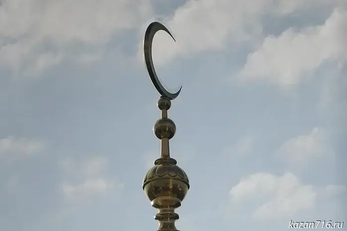 Two people were injured in a mosque fire in Tatarstan.