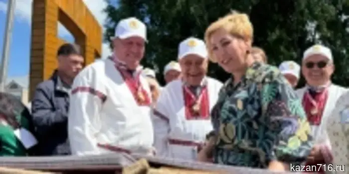 В Верховном Суде Республики Татарстан вручено удостоверение председателю районного суда.
