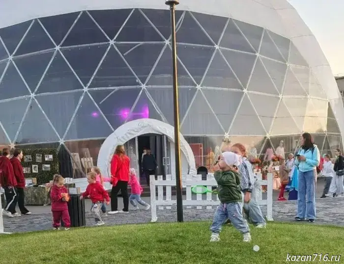 September 14 — Election Day and a celebration for the whole family in Mendeleyevsk.