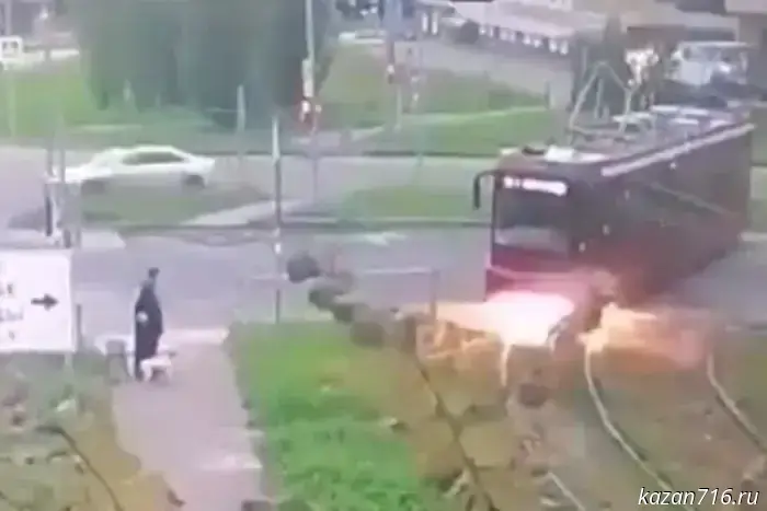 A tram carrying passengers caught fire while in motion in Kazan.