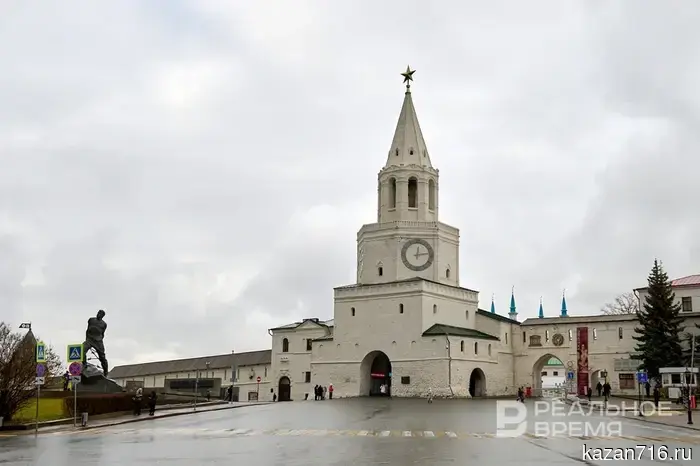 В Казани с 10 мая будет ограничено движение в связи с празднованием Дня Победы.