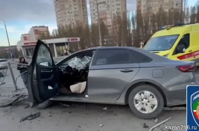 Смертельная авария в Казани: водитель Belgee скончался до прибытия «скорой помощи».