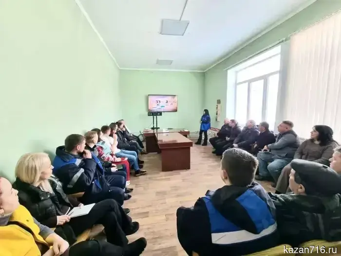 They talked about road safety at the Leninogorsk enterprise.