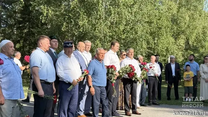 A monument to Musa Jalil was opened in Omsk.